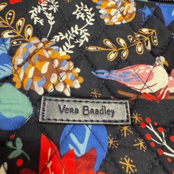 VERA BRADLEY NWT Essential Compact Backpack in Winter Forest - Picture 12 of 12